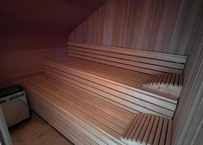 Hellbergsapart Апартаменты Бад-Эйнхаузен